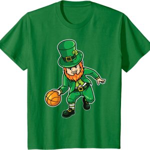 St Patricks Day Leprechaun Playing Basketball Unisex T-Shirt