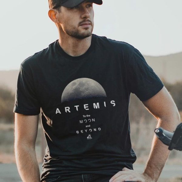 Artemis To The Moon And Beyond When Is Artemis Launching T-Shirt