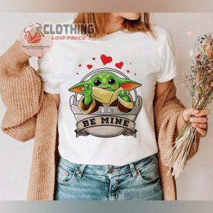 Be Minne Baby Yoda Valentines Gift Merch Star War Grogu Valentines Day Sweatshirt Disney Yoda Valentines Hoodie5