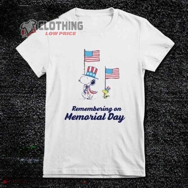 Snoopy 4th Of July Remembering On Memorial Day Shirt, Flag Of The United States Snoopy 4th July Shirt