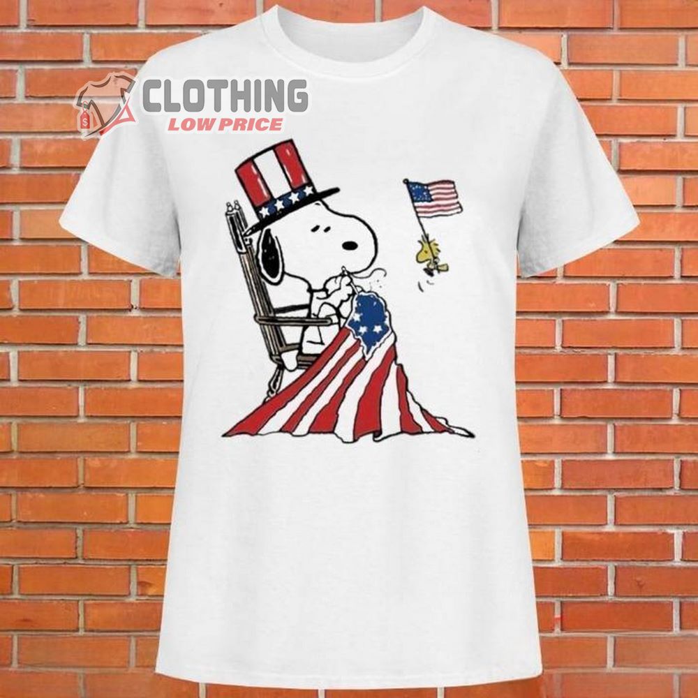 Woodstock And Snoopy 4th Of July American flag T-shirt, Woodstock Peanuts Snoopy Happy Freedom Day Shirt