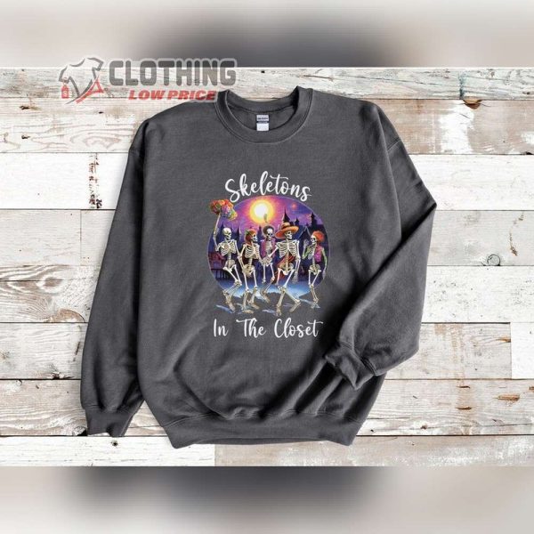 Dancing Skeletons Vintage Oversized Sweatshirt, Skeletons In The Closet Crewneck Shirt, Spooky Lounge Set Halloween Sweatshirt