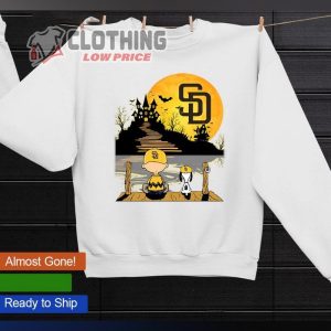 Snoopy Charlie Brown Sit Under Moon San Diego Padres Halloween shirt sweater t shirt