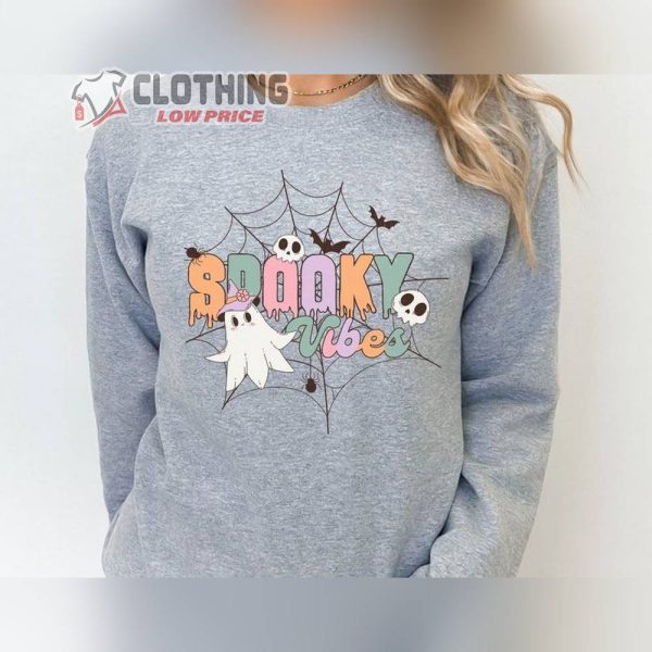 Spooky Vibes Halloween Sweatshirt, Skull Spider Halloween Women Sweatshirt