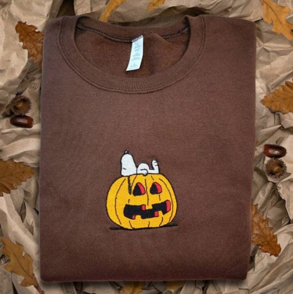 Vintage Embroidered Sweatshirt Inspired Halloween Snoopy Sleep On Pumpkin, Halloween Peanuts Snoopy Costume,Halloween Cartoon Dog Embroidery