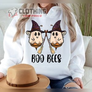 Boo Bees Couples Witch Halloween Costume Ghost Funny Sweateshirt, Cute Bee Ghost Costume Poster Shirt, Halloween Decor Trends 2023 Merch