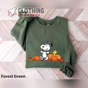 Dog Autumn Pumpkin Unisex Sweatshirt And Hoodie Retro Snoopy Woodstock Pumpkin Halloween Shirt Pumpkins Shirt Peanuts Halloween Snoopy Woodstock Sweater3