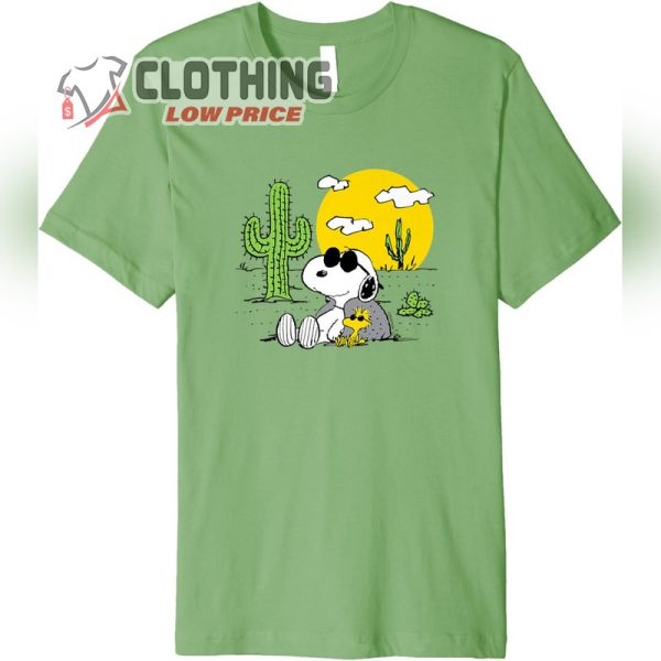 Peanuts Snoopy & Woodstock Desert Premium T-Shirt, Snoopy Woodstock Sum Holiday Tee