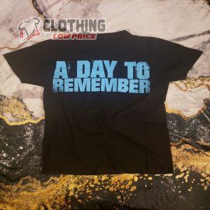 Adult Small A Day To Remember Vintage 2010S Blue Logo T-Shirt
