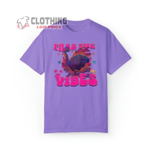 Groovy Thanksgiving Vibe T-Shirt, Pass The Vibes On This Thankful Shirt, Funny Thanksgiving Shirt, Retro Turkey Day, Thanksgiving Gift