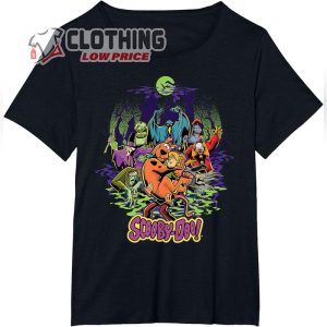 Scooby Doo and Shaggy Chased by Monsters Halloween T Shirt1 1