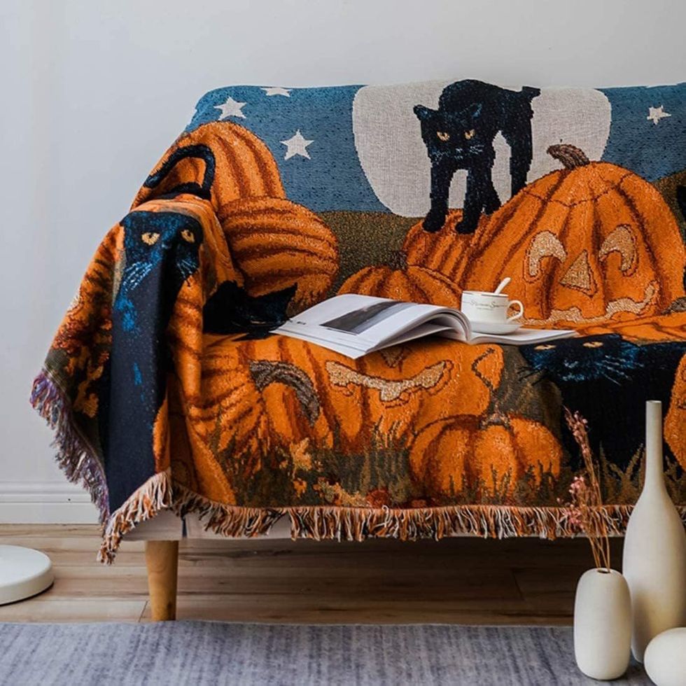 Vintage Halloween Throw Blanket amazon
