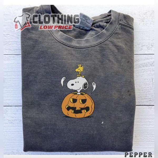 Vintage Look Sweatshirt Snoopy And Woodstock Halloween Crewneck Pumpkin Hoodie, Halloween Cartoon Dog Crewneck