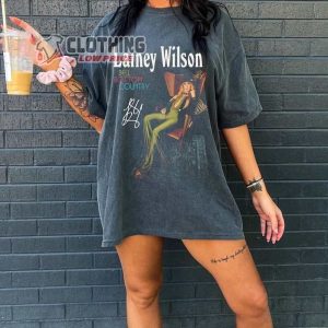 Lainey Wilson Guitarist Shirt Lainey Wilson Tr3