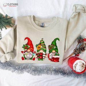 Christmas Gnomes Sweatshirt Merry Christmas Sweatshirt Buffalo Plaid Gnomes Cute Gnomes Sweatshirt 2