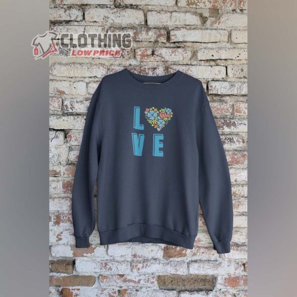 Love Sweatshirt, Happy Valentine Day Shirt, Valentine Lover Shirt, Cute Valentine Tee, Valentine Gift