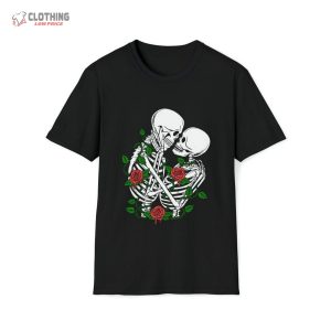 Nature Lover Halloween Skeleton Shirt Skeleton With Roses Love Clothe 4