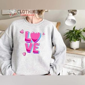 Retro Love Heart Valentines Day Shirt, Valentines Day Tee, Heart Shirt, Cute Valentine Shirt, Valentines Day Gift