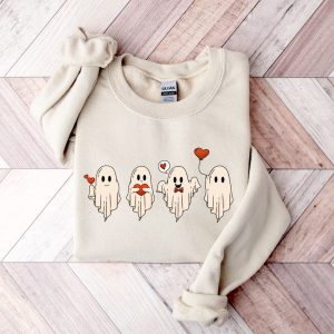 ValentineS Day Ghost Sweatshirt Ghosts With Hearts Sweater Retro Ghost Valentine Shirt Spooky Valen 1