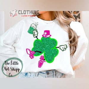 Green St Patricks Day Shirt, Sparkly Clover T-Shirt, Retro St. Patricks Day Tee, St. Patricks Day Sweatshirt, Glitter Gift