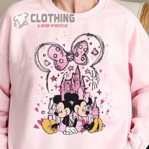 Mickey And Minnie In Love Sweatshirt Disney Valentine Sweatshirt 3