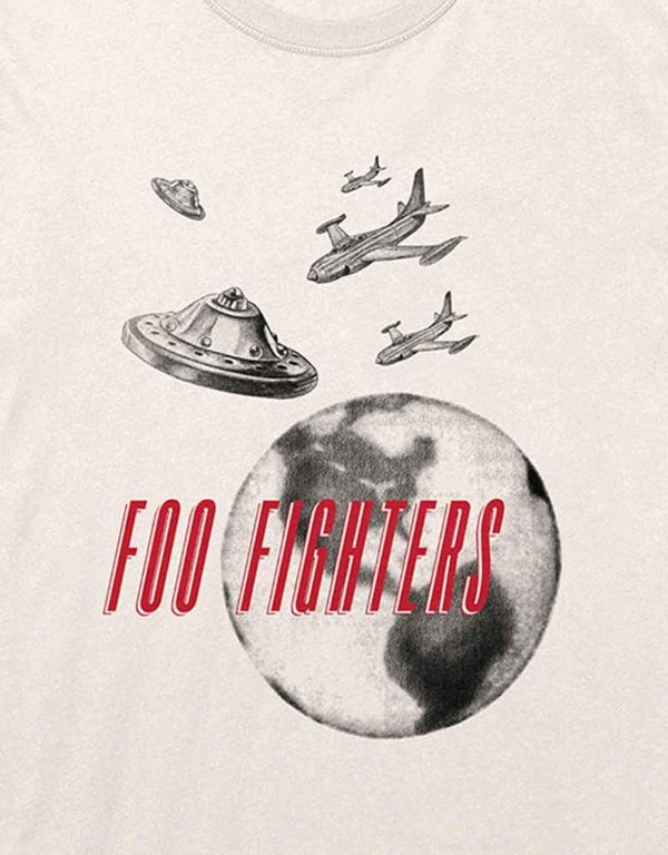 Foo Fighters Men’s UFO Planes Slim Fit T-Shirt Natural