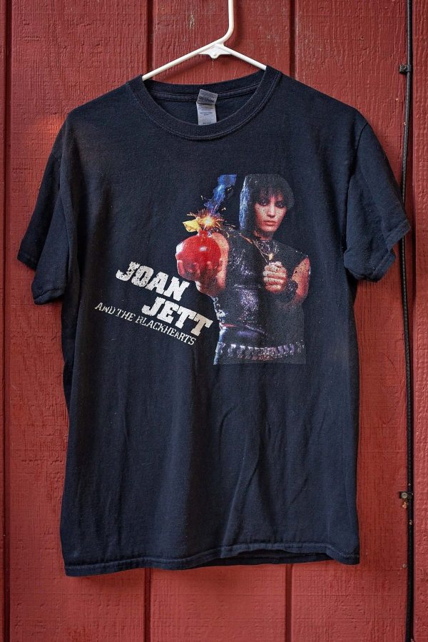 Joan Jett And The Blackhearts T- Shirt, Joan Jett Blackhearts Tour Concert Rock T- Shirt, Joan Jett Merch