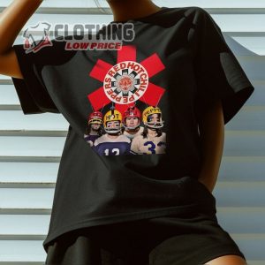 Retro Red Hot Chilli Peppers T- Shirt, Red Hot Chili Peppers Rock Band Shirt, Red Hot Chili Peppers Concert T- Shirt
